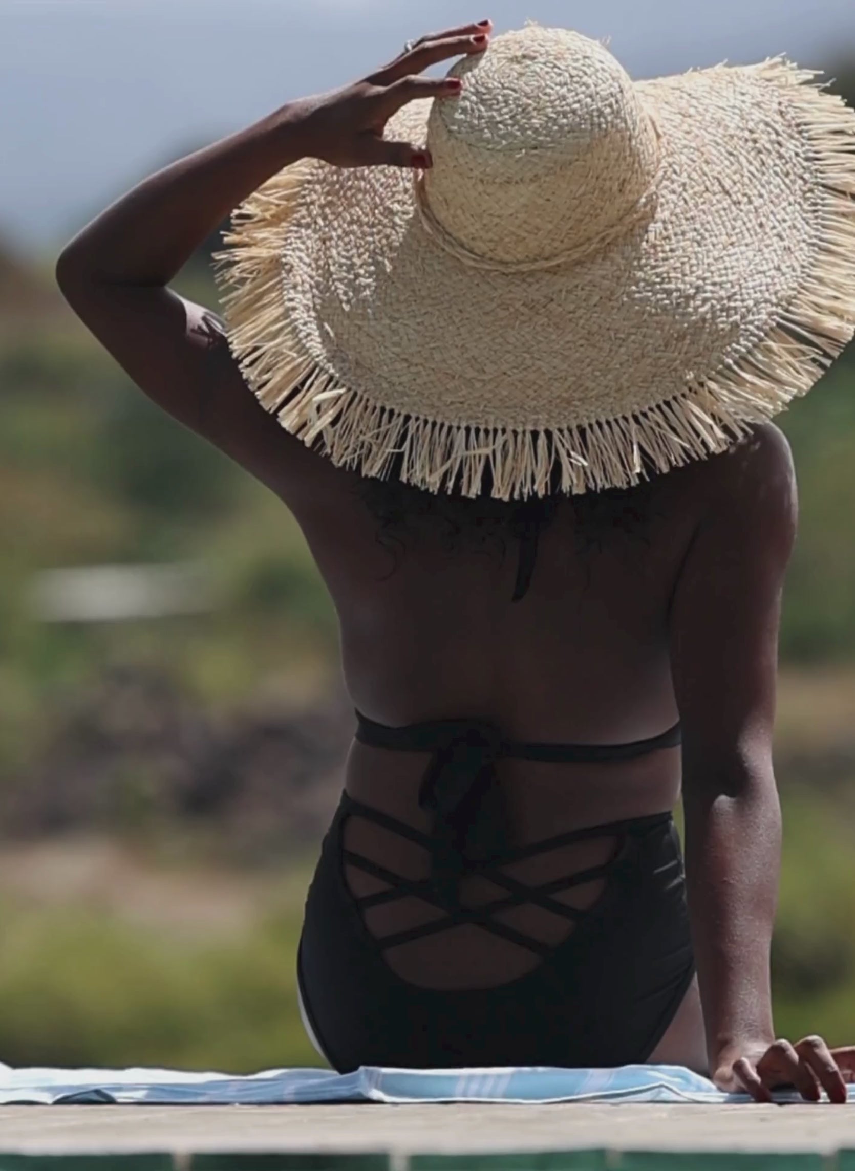 vidéo bas maillot menstruel taille haute croisé dos