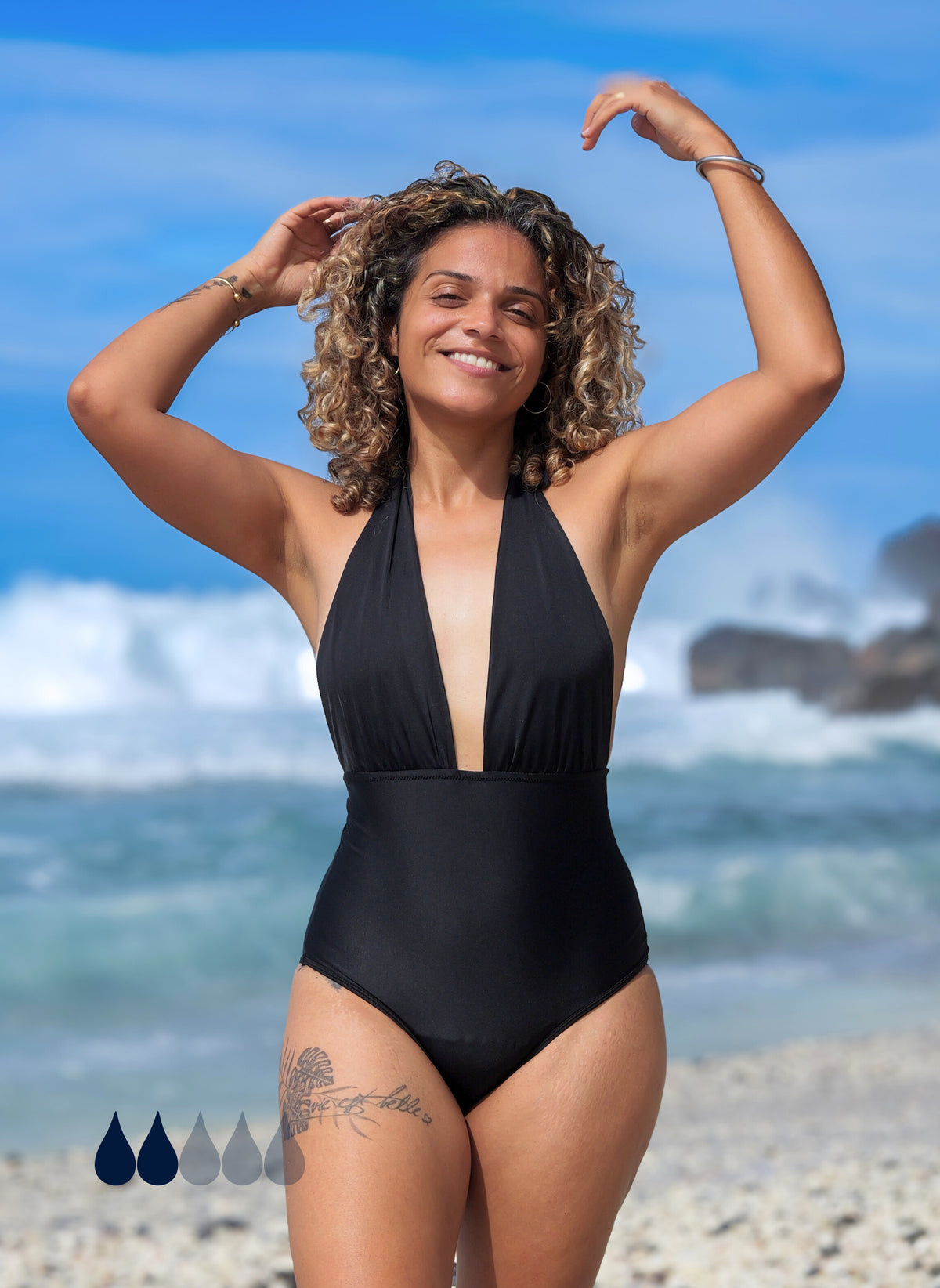 one-piece menstrual swimsuit for the beach
