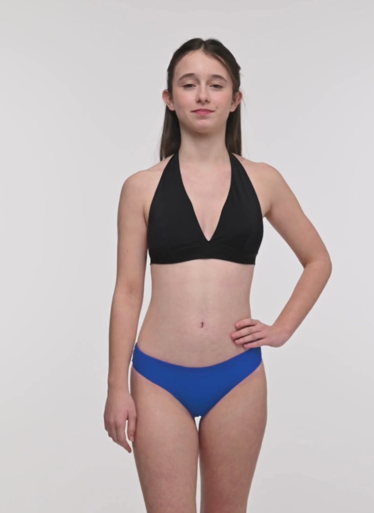 bas de maillot de bain menstruel bleu adolescente vidéo